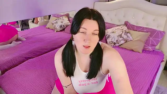 love me  tonight  online show from November 2025 10:20:02 PM