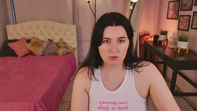 love me  tonight  online show from November 2025 10:25:02 AM