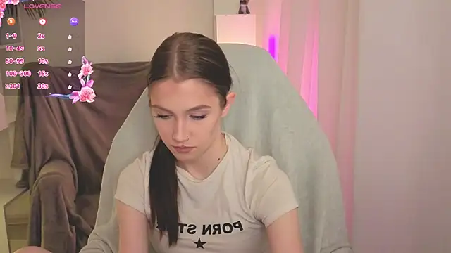 Snapshot of LexyStars chatting on October 2025 05:36:02 AM LexyStars online show from October 2025 05:36:02 AM