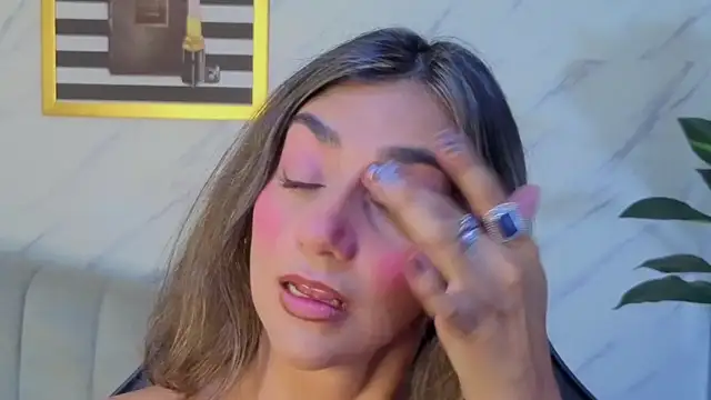 agatha brooks t online show from April 2026 12:31:01 PM