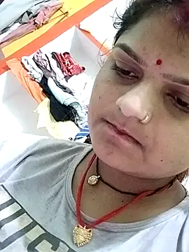 Hot mirchjii online show from September 2025 10:31:01 PM