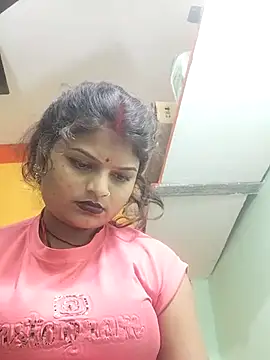 Hot mirchjii online show from November 2025 05:57:02 PM