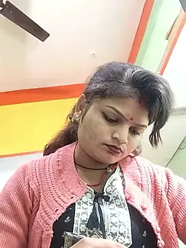 Hot mirchjii online show from December 2025 03:40:02 PM