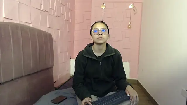 katalina07 1 online show from December 2025 02:36:02 PM