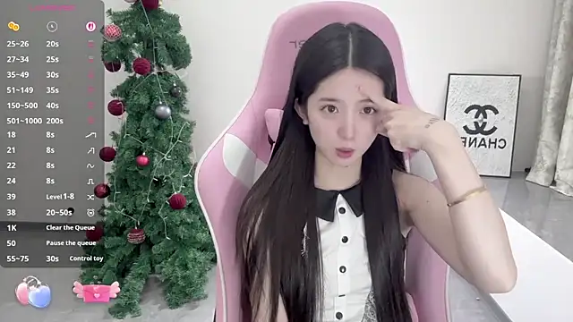 OiOi-666 online show from June 2026 01:37:01 PM