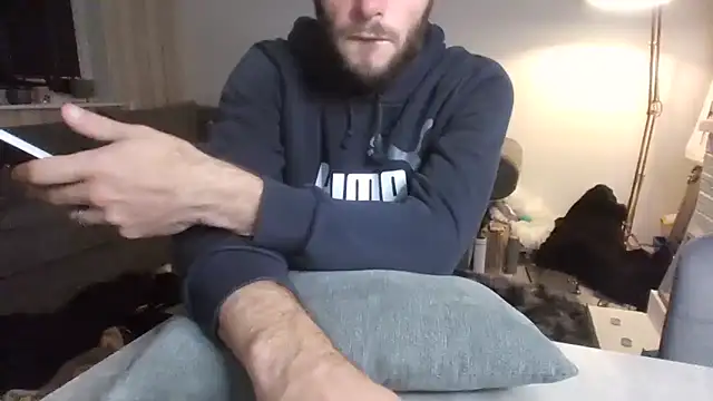 Snapshot of MasterJakeJohns chatting on September 2025 08:52:02 PM MasterJakeJohns online show from September 2025 08:52:02 PM