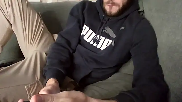 Snapshot of MasterJakeJohns chatting on November 2025 10:48:01 PM MasterJakeJohns online show from November 2025 10:48:01 PM