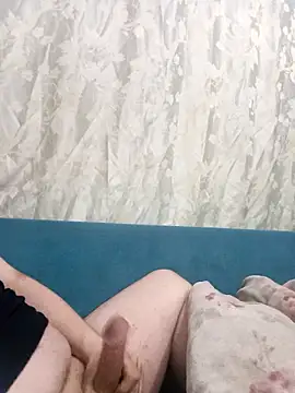 Puzzlingagent97 online show from April 2026 10:04:02 PM