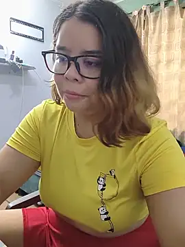 Snapshot of saenz_eymi chatting on June 2026 05:12:02 PM saenz eymi online show from June 2026 05:12:02 PM