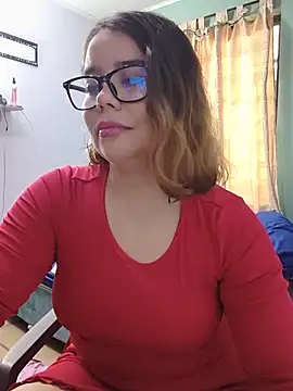 Snapshot of saenz_eymi chatting on June 2026 04:53:01 PM saenz eymi online show from June 2026 04:53:01 PM