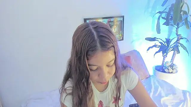 MafeStar777 online show from November 2025 04:28:01 PM