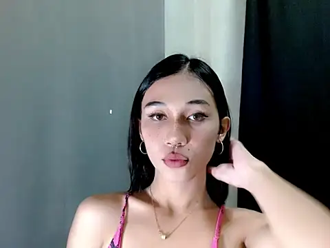 Urfucking khloe1 online show from December 2025 11:02:01 PM