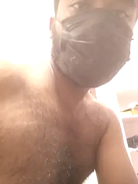 00USER online show from September 2025 04:27:01 AM