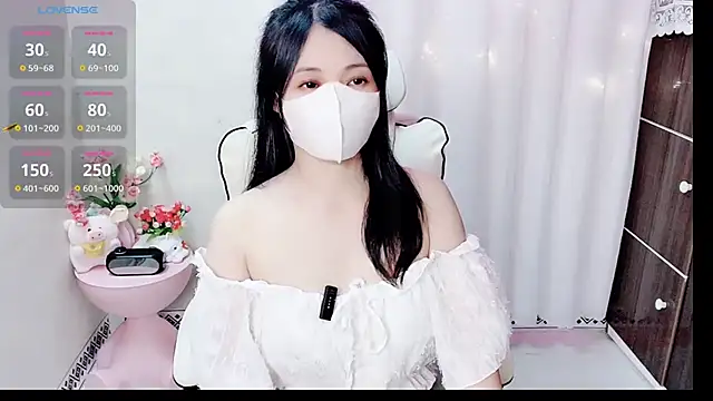 phuongnhi  online show from April 2026 02:48:02 PM