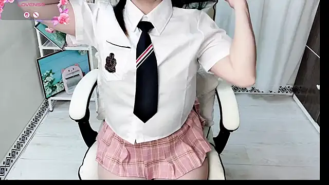 phuongnhi  online show from July 2026 12:29:01 PM