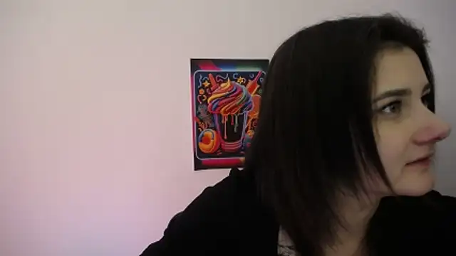 Katrin kiss  online show from October 2025 12:26:02 PM