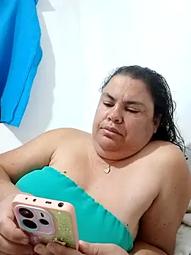 yaneth  online show from November 2025 10:38:02 AM