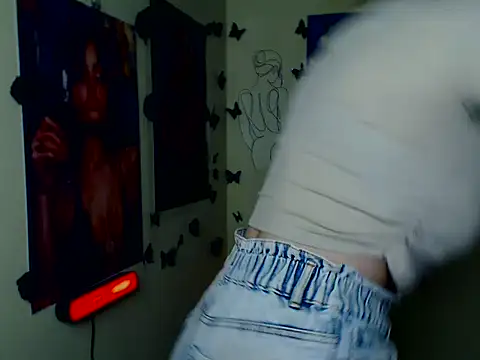 Snapshot of LadyAlice_ chatting on November 2025 07:20:01 AM LadyAlice  online show from November 2025 07:20:01 AM