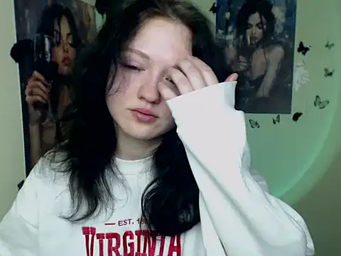 LadyAlice  online show from February 2026 06:40:01 AM