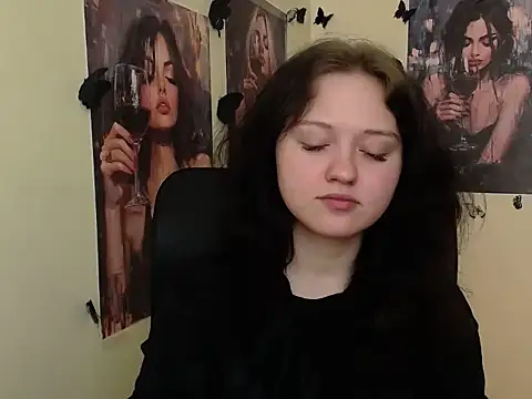 LadyAlice  online show from April 2026 06:05:01 AM