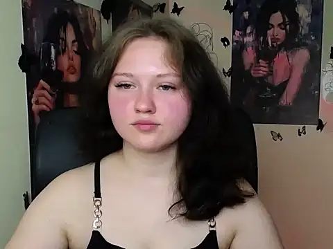 LadyAlice  online show from June 2026 06:52:02 AM
