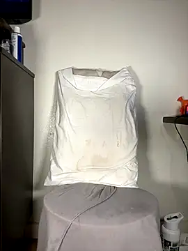 rubywithpearls online show from October 2025 12:48:02 PM