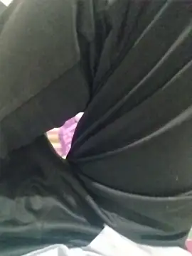 Snapshot of dhruve2010 chatting on November 2025 04:06:02 PM dhruve2010 online show from November 2025 04:06:02 PM