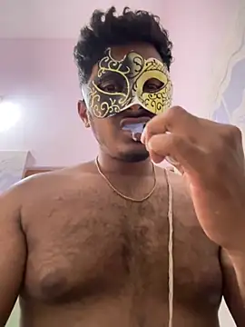 VVcouple online show from November 2025 02:43:02 AM