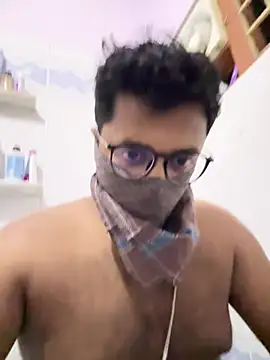 VVcouple online show from April 2026 07:04:01 PM