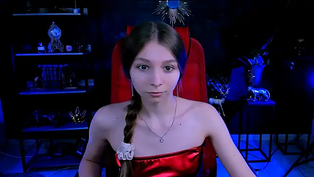 Snapshot of JulieDaniel chatting on September 2025 01:34:02 PM JulieDaniel online show from September 2025 01:34:02 PM