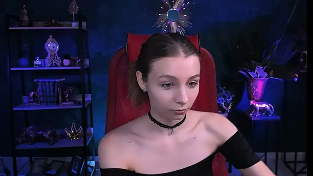 Snapshot of JulieDaniel chatting on October 2025 04:22:02 AM JulieDaniel online show from October 2025 04:22:02 AM