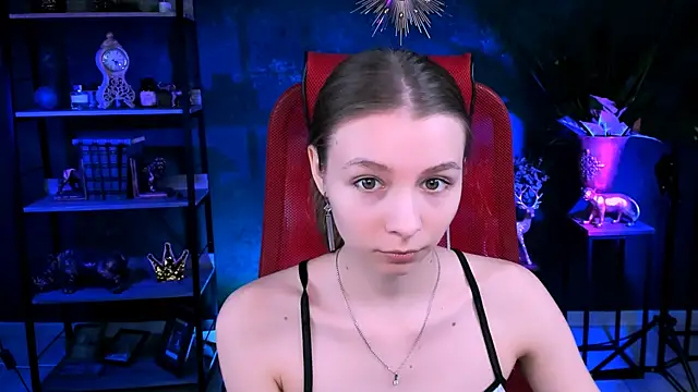 Snapshot of JulieDaniel chatting on October 2025 08:03:01 AM JulieDaniel online show from October 2025 08:03:01 AM