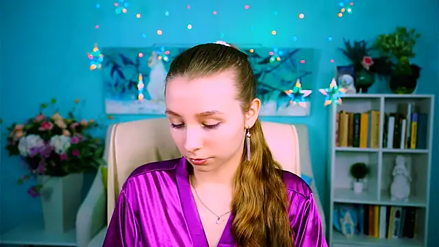 Snapshot of JulieDaniel chatting on October 2025 04:26:01 AM JulieDaniel online show from October 2025 04:26:01 AM
