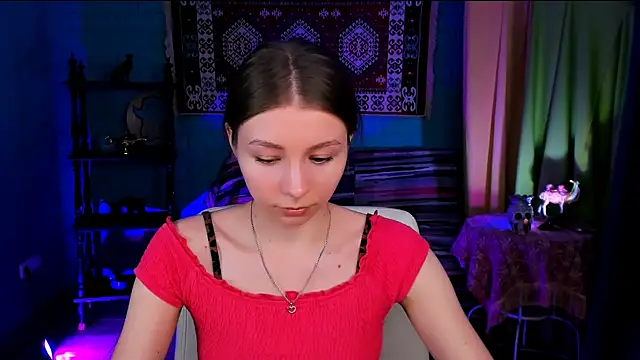 JulieDaniel online show from December 2025 08:19:01 AM