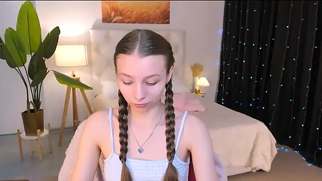 JulieDaniel online show from April 2026 08:21:02 AM