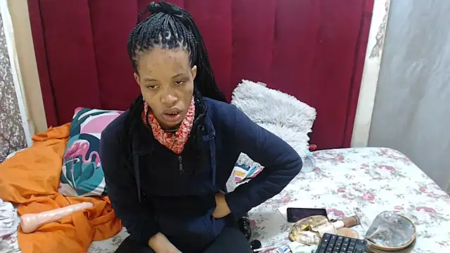Snapshot of SexyChantyBabe25 chatting on October 2025 10:45:01 AM SexyChantyBabe25 online show from October 2025 10:45:01 AM
