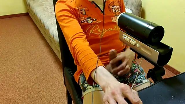 k74robert online show from April 2026 04:19:02 PM