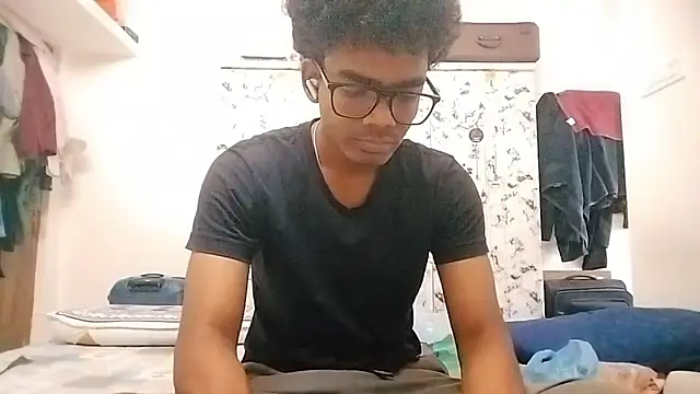 Rahulisagoodguy online show from November 2025 10:49:01 AM