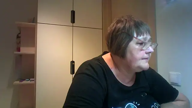 rewa666 online show from September 2025 04:43:02 PM