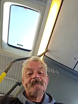 Fonse1860 online show from April 2026 08:28:01 AM