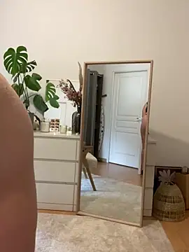 chloedlm5 online show from October 2025 11:44:02 AM