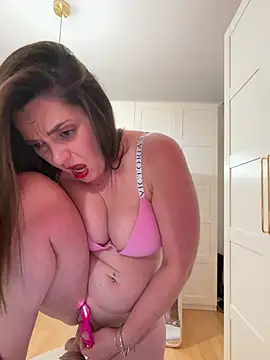 chloedlm5 online show from April 2026 09:15:01 PM