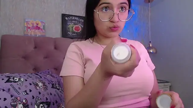 laurenelove online show from October 2025 03:51:01 AM