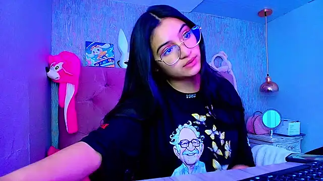 laurenelove online show from November 2025 03:53:02 AM