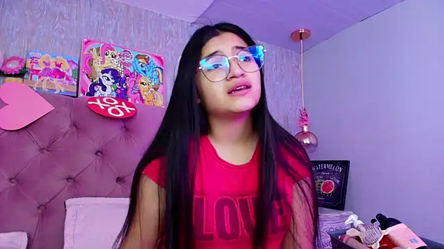 laurenelove online show from February 2026 03:35:02 AM