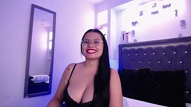 Snapshot of MelissaRhodes chatting on October 2025 09:01:01 PM MelissaRhodes online show from October 2025 09:01:01 PM