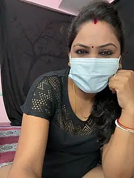 Lovlycouple1 online show from February 2026 05:00:02 PM