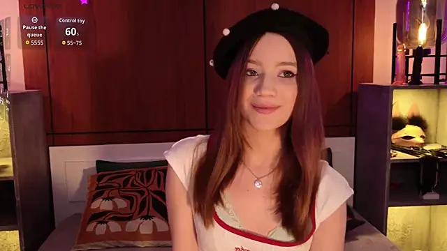 Snapshot of Alison_kisss chatting on April 2026 06:36:02 PM Alison kisss online show from April 2026 06:36:02 PM