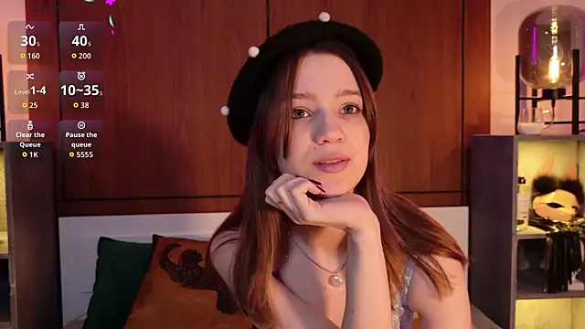 Snapshot of Alison_kisss chatting on May 2026 07:08:01 PM Alison kisss online show from May 2026 07:08:01 PM