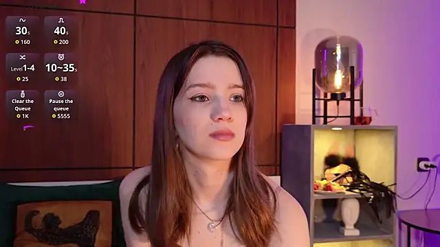 Snapshot of Alison_kisss chatting on May 2026 04:45:01 PM Alison kisss online show from May 2026 04:45:01 PM